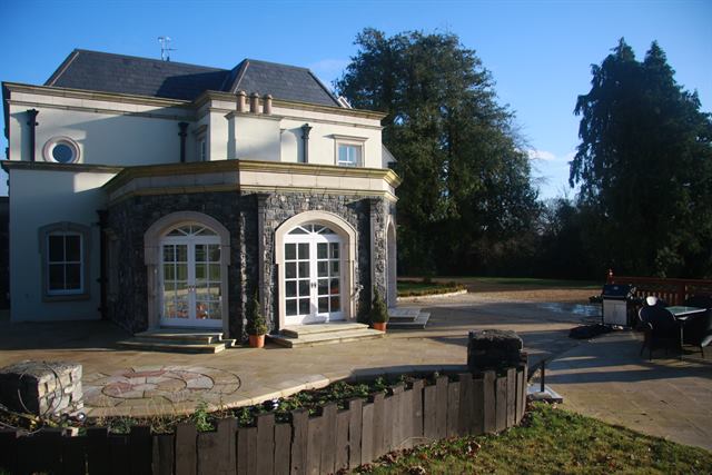 Robertstown House