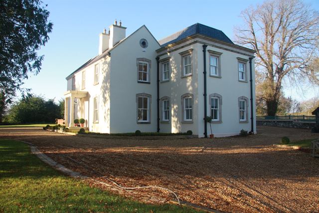 Robertstown House